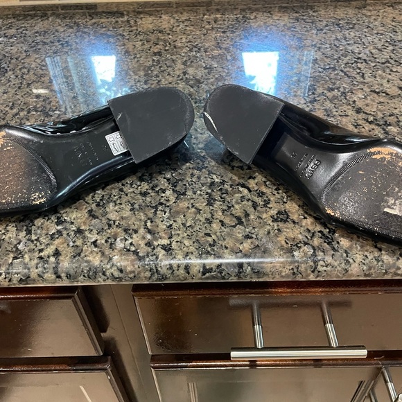 Fendi Glossy Black Loafers - Picture 5 of 5